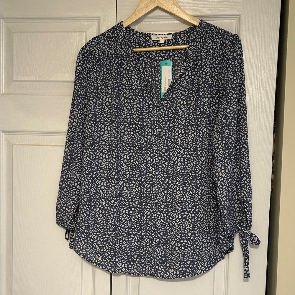 Women's Navy Blue Patterned Top